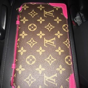 Louis Vuitton  Organizer Large Wallet